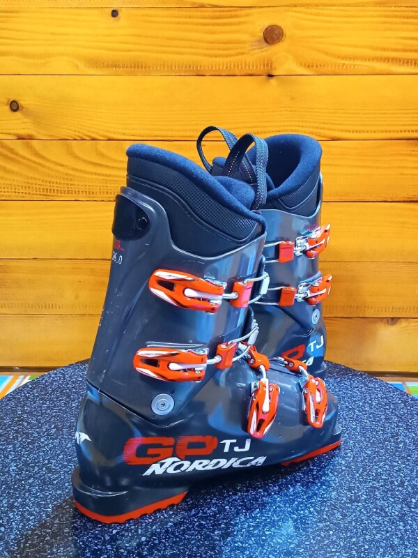 LYŽE ATOMIC CX COMP 154CM + LYŽIARKY NORDICA GP TJ 26MP